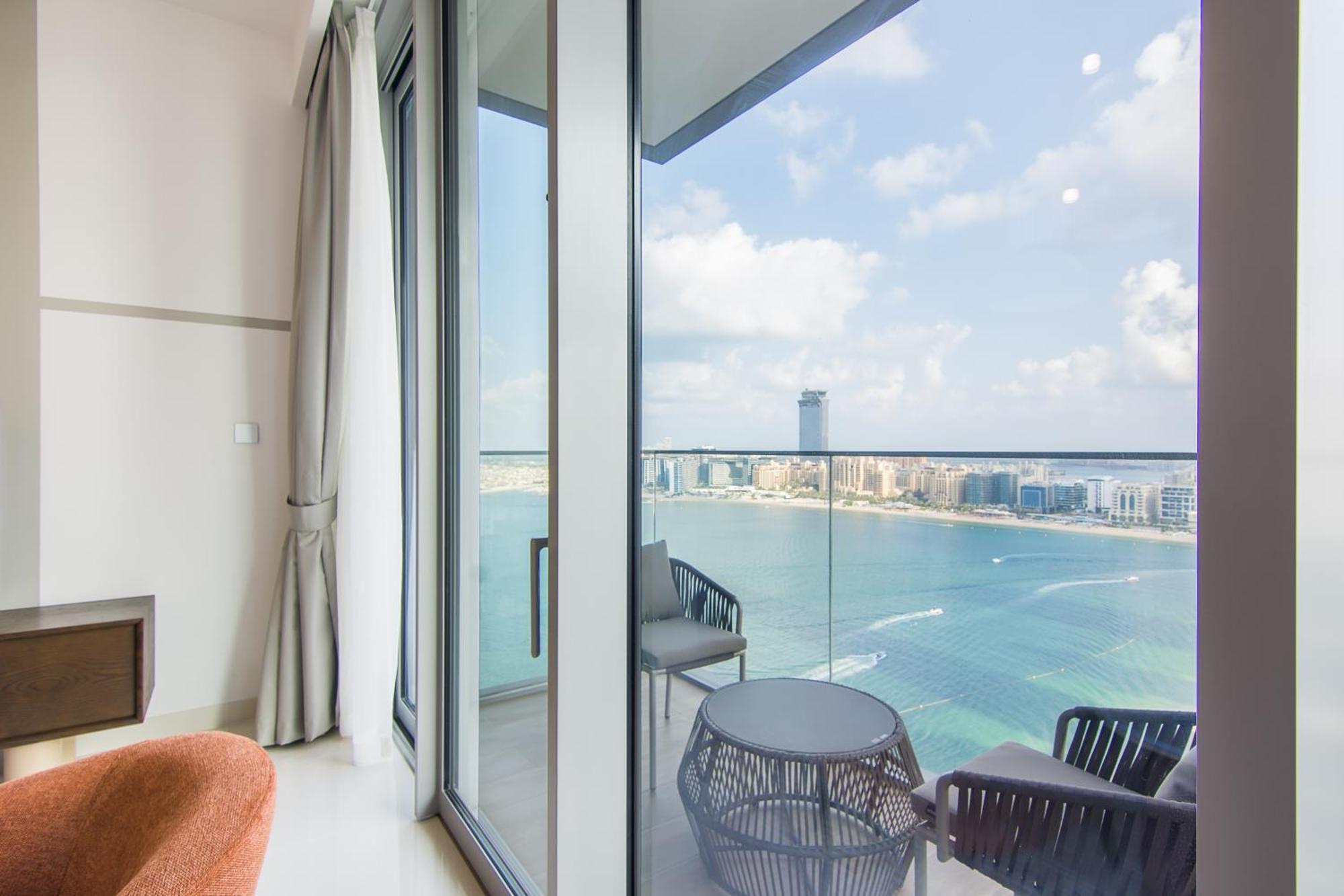 Apartment Marvelous In Beachfront Private Dubai