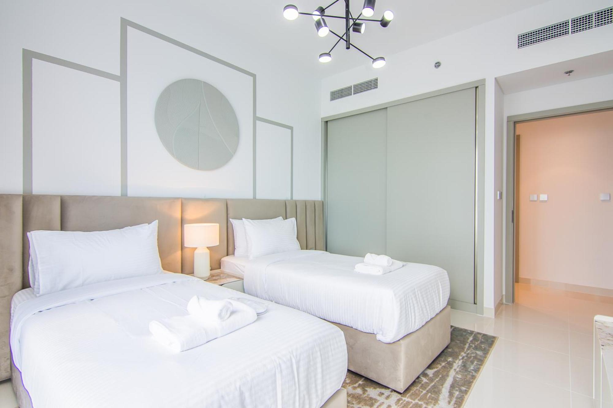 Marvelous In Beachfront Private Apartment Dubai