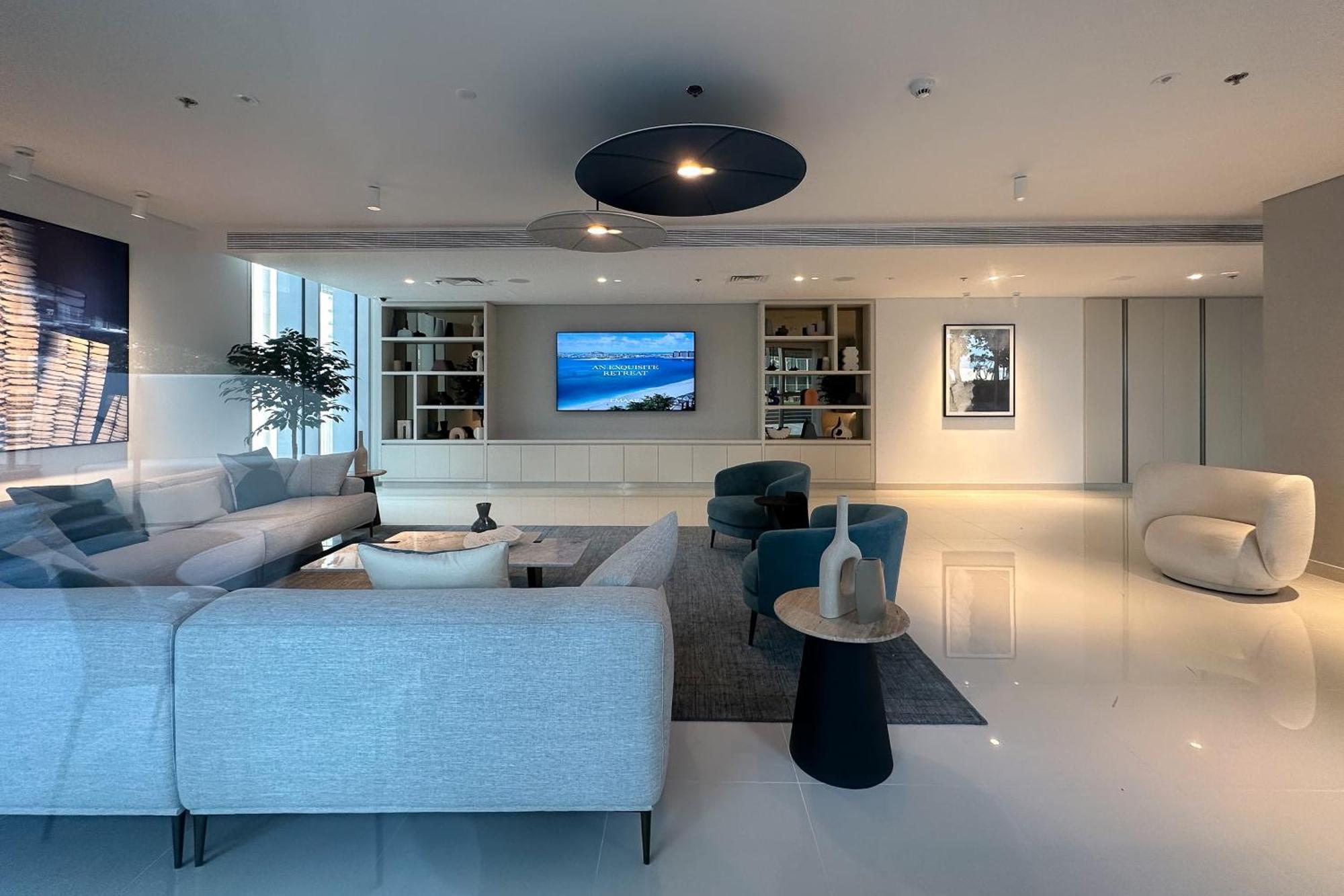 Marvelous In Beachfront Private Apartment *
